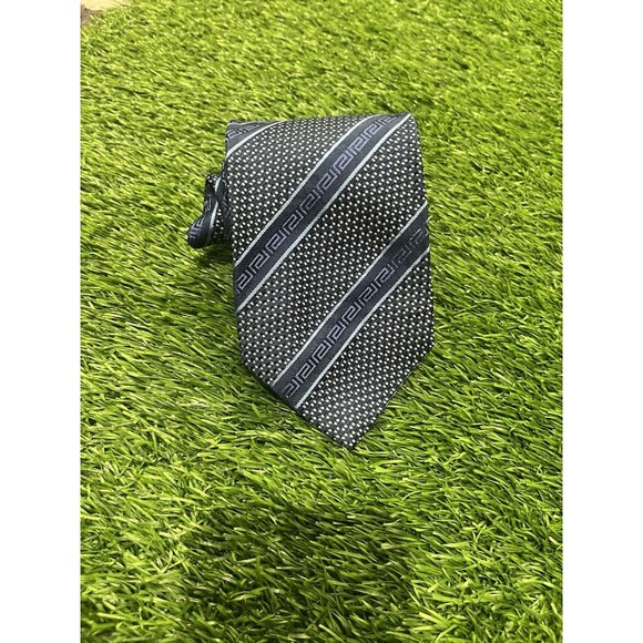 VERSACE CLASSIC V2 Gray Striped Baroque Frame Silk Tie ITALY 57"/3.25" EUC - Picture 6 of 14